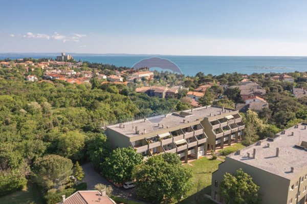 appartamento in vendita a Duino Aurisina in zona Duino
