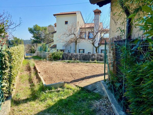 casa indipendente in vendita a Duino Aurisina in zona Sistiana