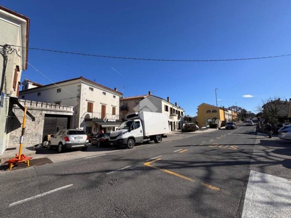 negozio in vendita a Duino Aurisina