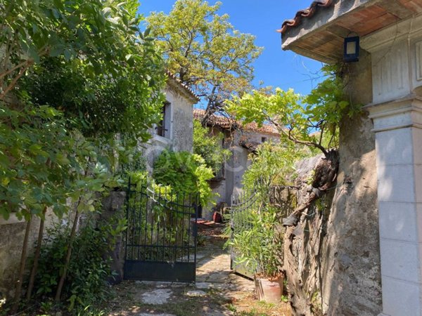 casa indipendente in vendita a Duino Aurisina