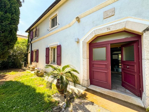 casa indipendente in vendita a Duino Aurisina in zona Duino