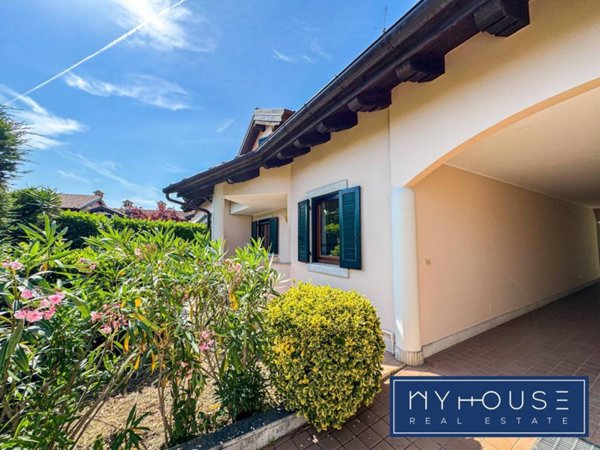 casa indipendente in vendita a Duino Aurisina in zona Duino