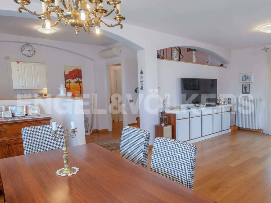 casa indipendente in vendita a Duino Aurisina in zona Sistiana