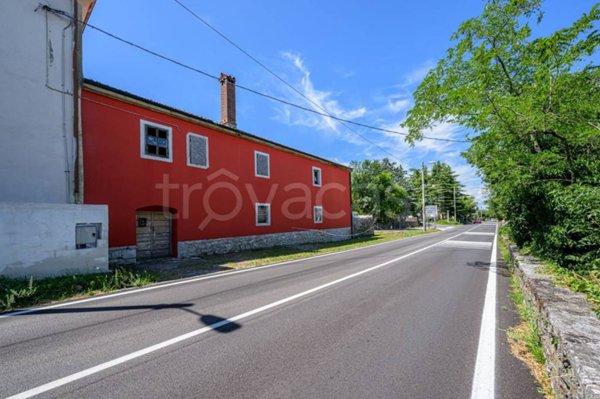 casa indipendente in vendita a Duino Aurisina in zona Santa Croce