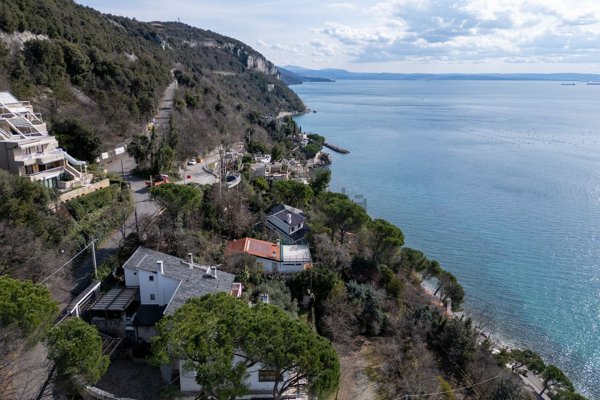 casa indipendente in vendita a Duino Aurisina