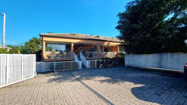 appartamento in vendita a Duino Aurisina in zona Visogliano