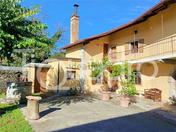 casale in vendita a Duino Aurisina in zona Duino