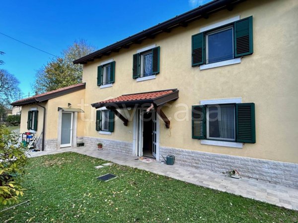 casa indipendente in vendita a Duino Aurisina in zona Sistiana