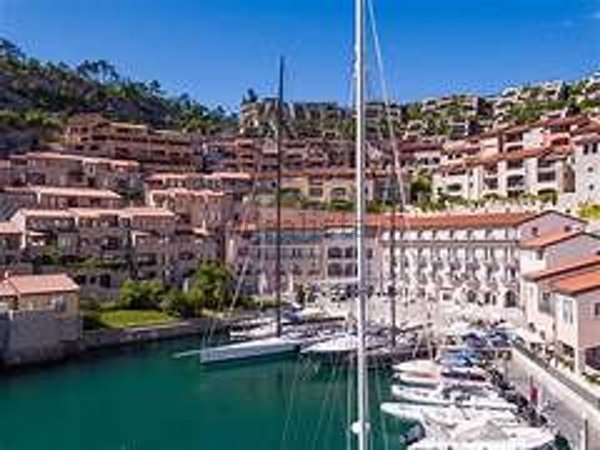 appartamento in vendita a Duino Aurisina