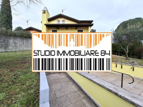 casa indipendente in vendita a Duino Aurisina in zona Sistiana