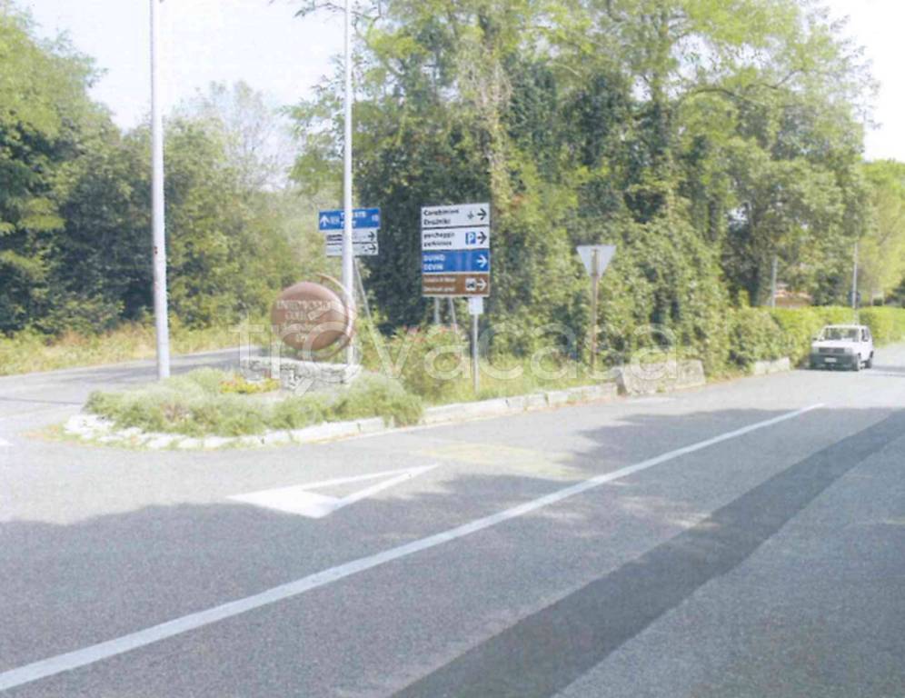 terreno agricolo in vendita a Duino Aurisina in zona Duino