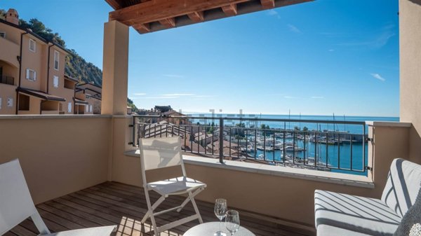 appartamento in vendita a Duino Aurisina in zona Sistiana