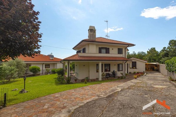 casa indipendente in vendita a Duino Aurisina in zona Duino