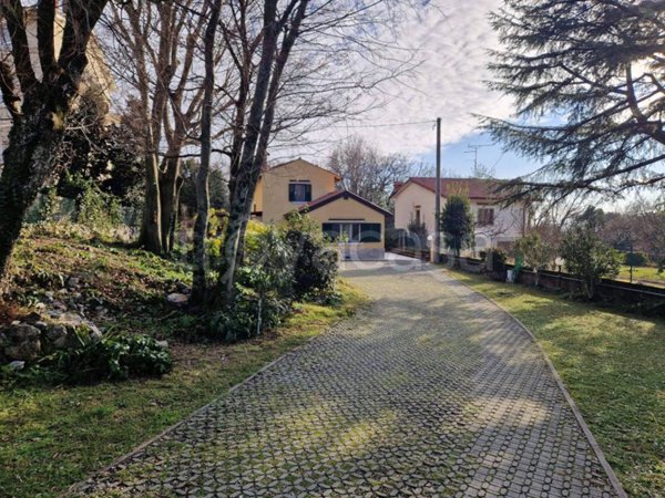 casa indipendente in vendita a Duino Aurisina in zona Sistiana
