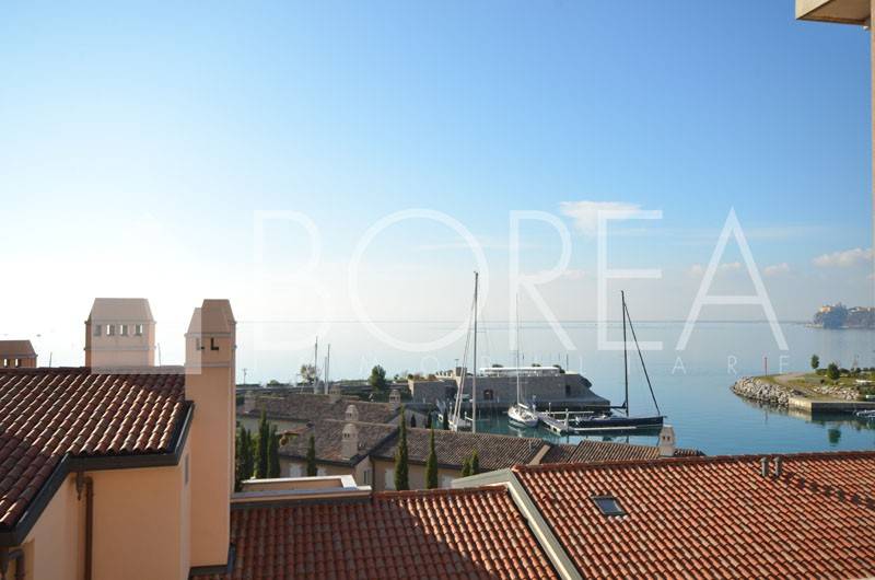 casa indipendente in vendita a Duino Aurisina in zona Duino