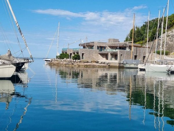 appartamento in vendita a Duino Aurisina in zona Sistiana