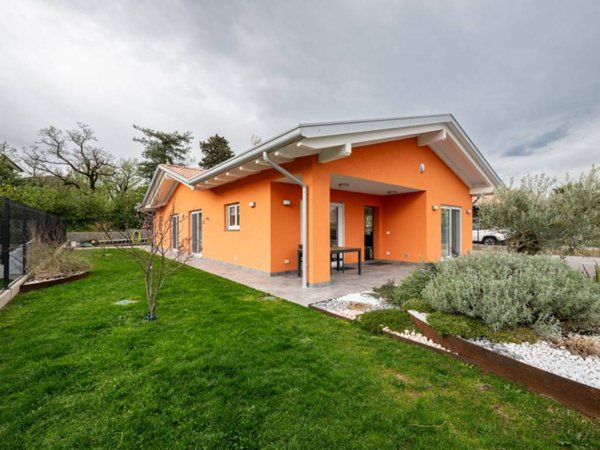 casa indipendente in vendita a Duino Aurisina in zona Sistiana