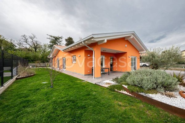 casa indipendente in vendita a Duino Aurisina in zona Sistiana