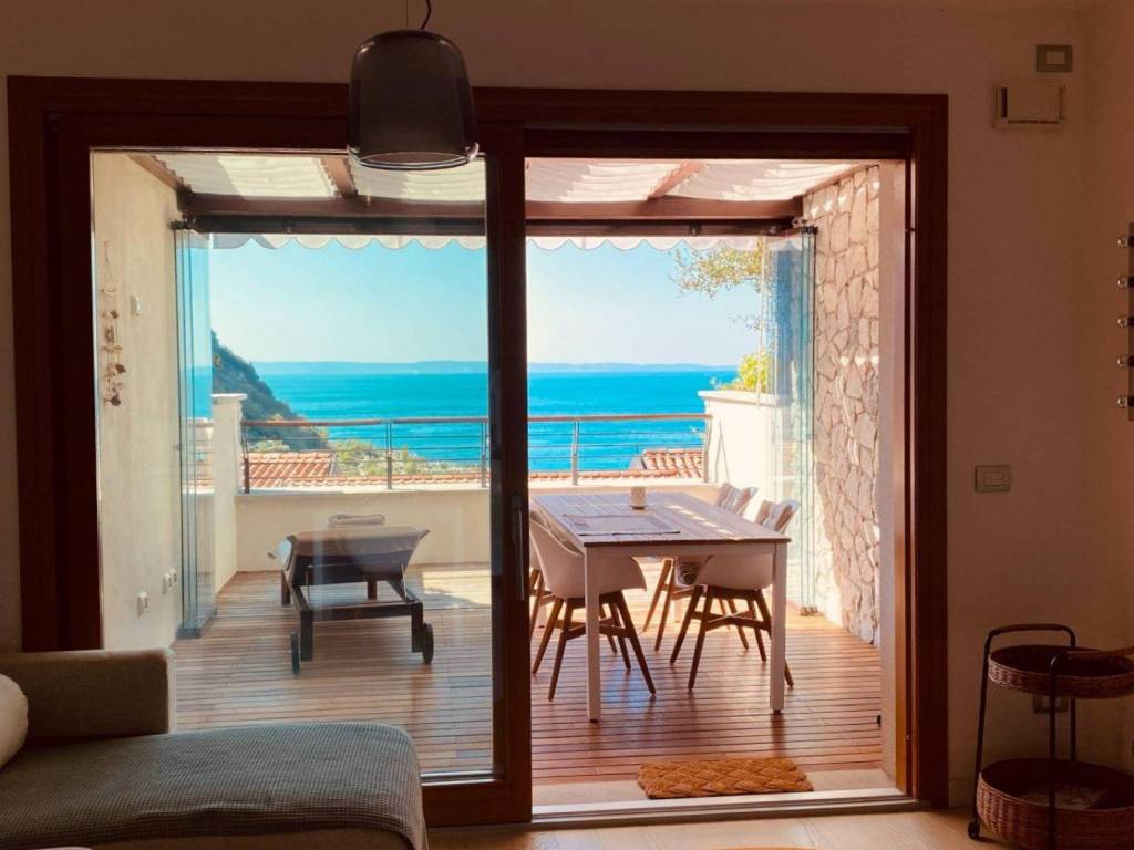 appartamento in vendita a Duino Aurisina in zona Sistiana