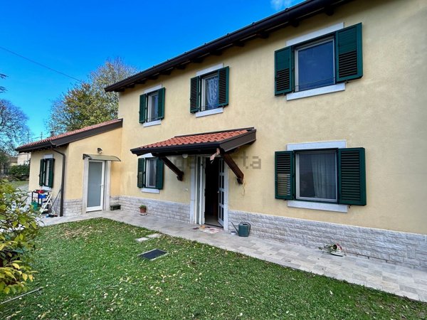 casa indipendente in vendita a Duino Aurisina