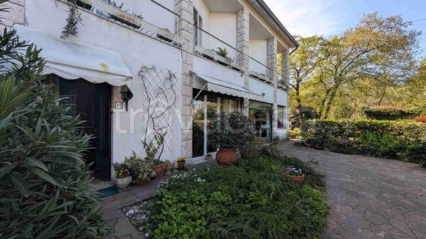casa indipendente in vendita a Duino Aurisina in zona Sistiana