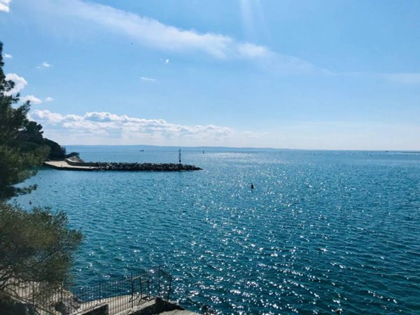 casa indipendente in vendita a Duino Aurisina in zona Duino