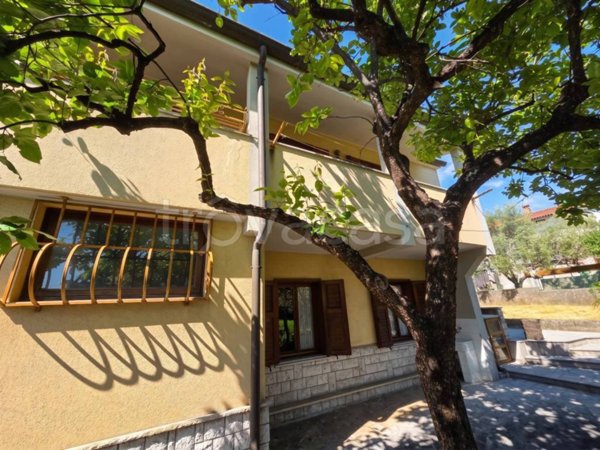 casa indipendente in vendita a Duino Aurisina in zona Visogliano