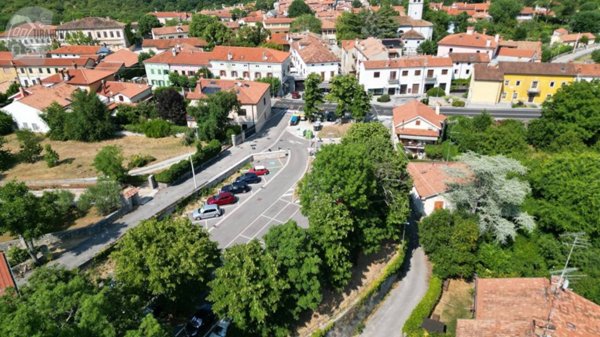 negozio in vendita a Duino Aurisina