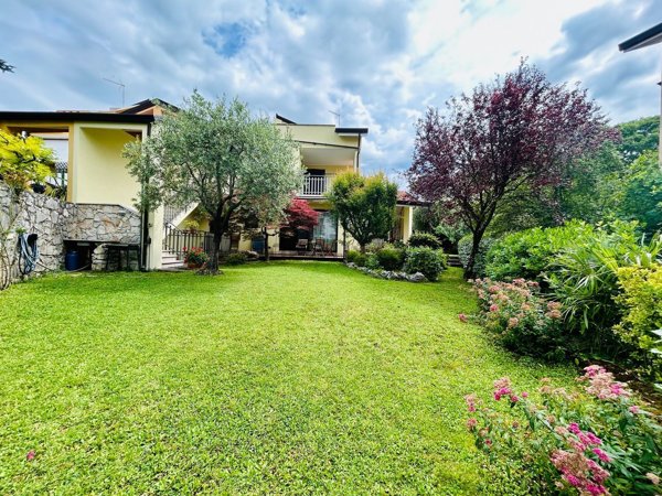 casa indipendente in vendita a Duino Aurisina in zona Duino