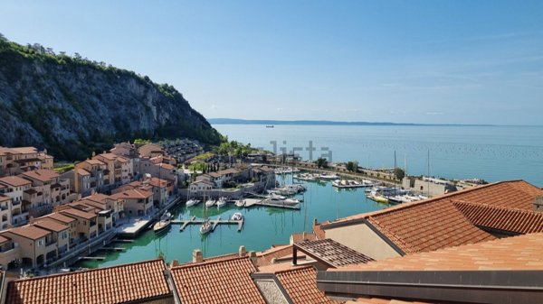 appartamento in vendita a Duino Aurisina in zona Sistiana