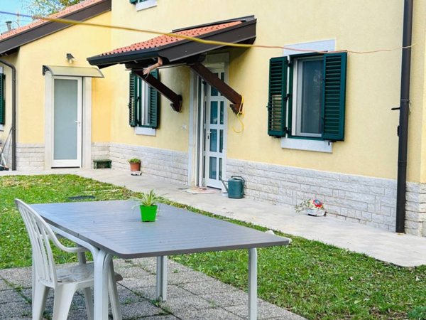 casa indipendente in vendita a Duino Aurisina in zona Sistiana
