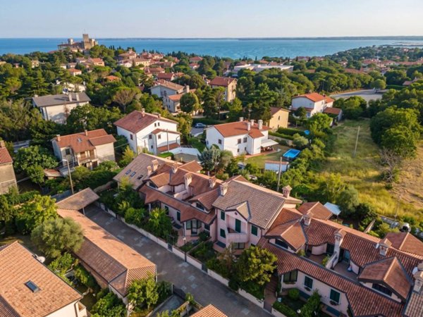 casa indipendente in vendita a Duino Aurisina in zona Duino