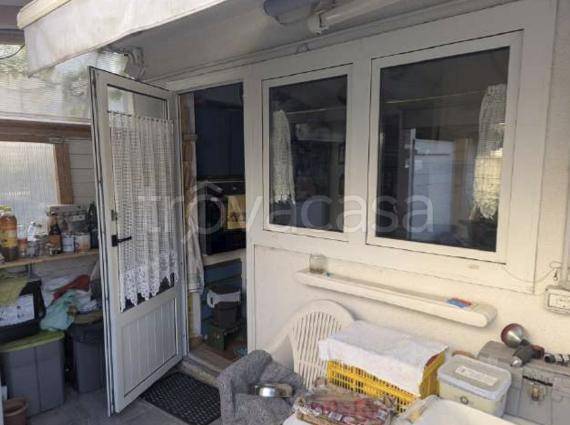 casa indipendente in vendita a Duino Aurisina in zona Villaggio del Pescatore