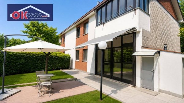 casa indipendente in vendita a Duino Aurisina in zona Sistiana