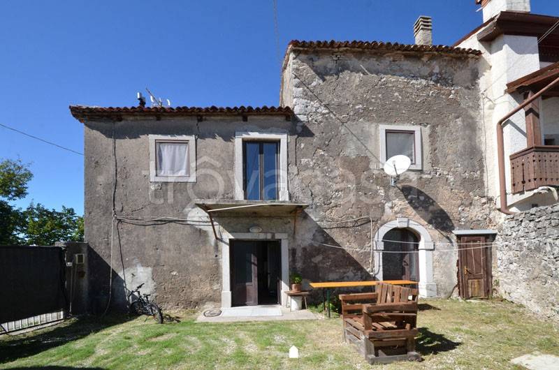 appartamento in vendita a Duino Aurisina in zona Prepotto