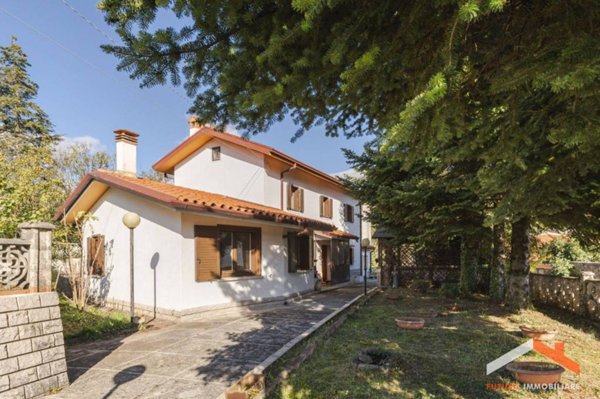 casa indipendente in vendita a Monrupino