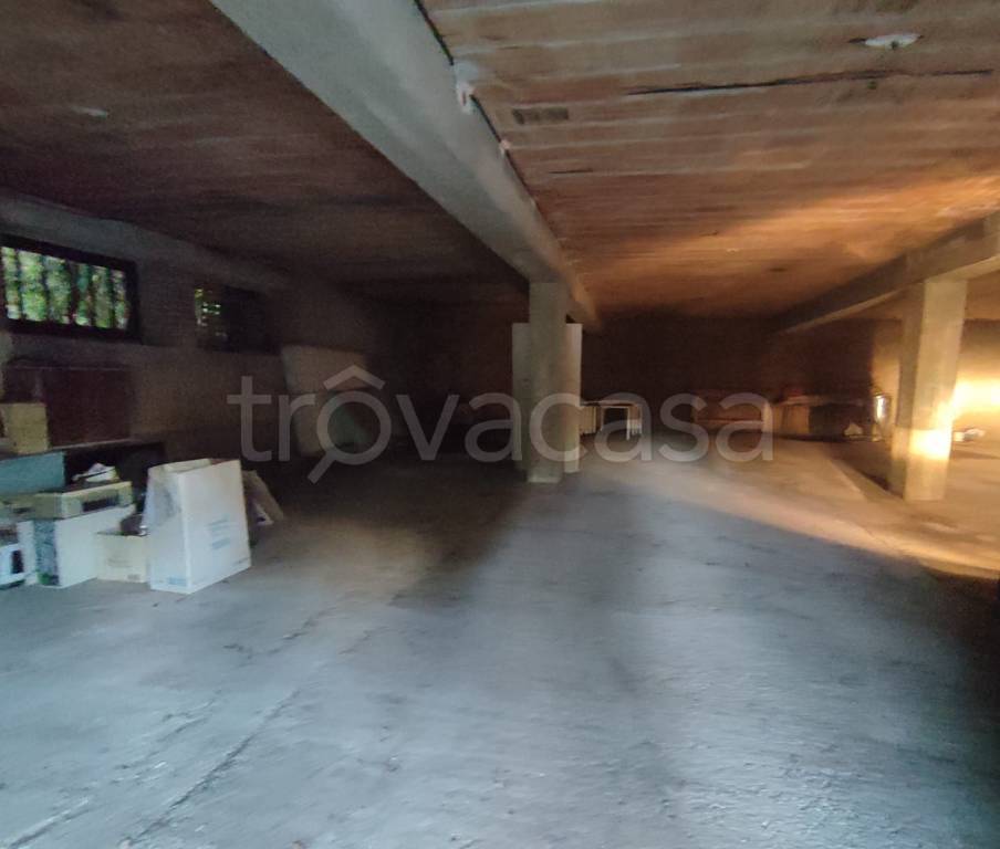 locale commerciale in vendita a Monrupino