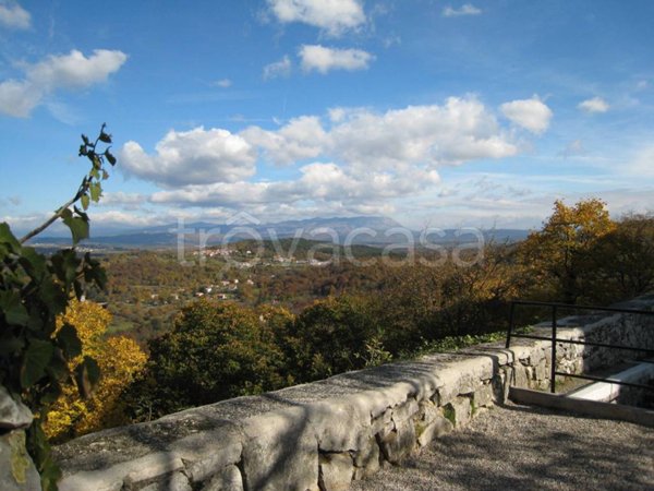casa indipendente in vendita a Monrupino