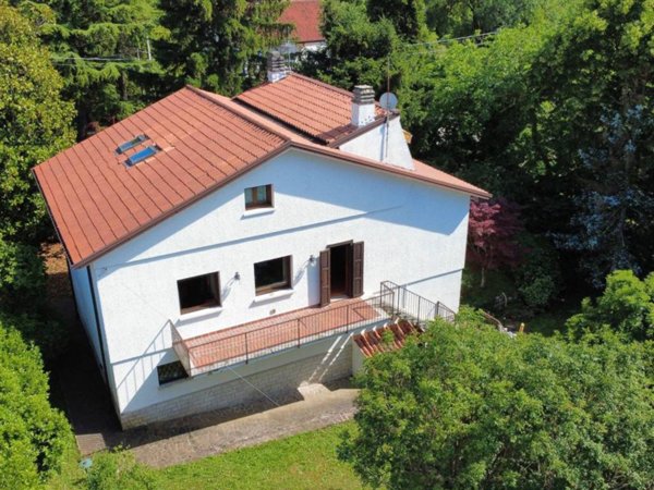 casa indipendente in vendita a Monrupino