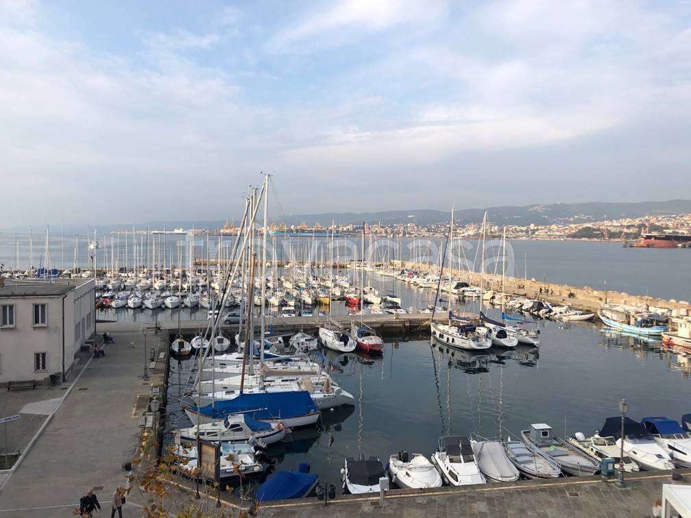 appartamento in vendita a Muggia
