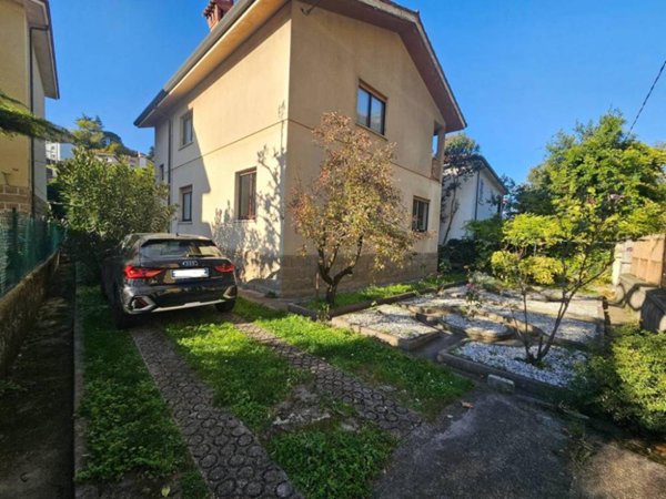 casa indipendente in vendita a Muggia