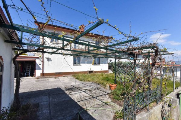 casa indipendente in vendita a Muggia in zona Santa Barbara