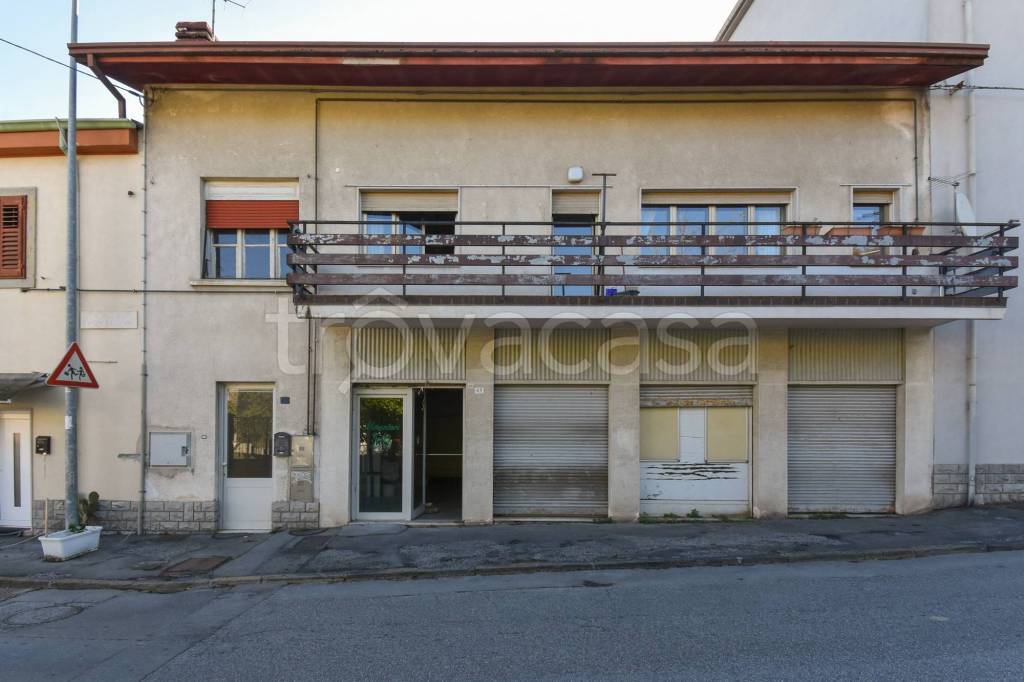 casa indipendente in vendita a Muggia