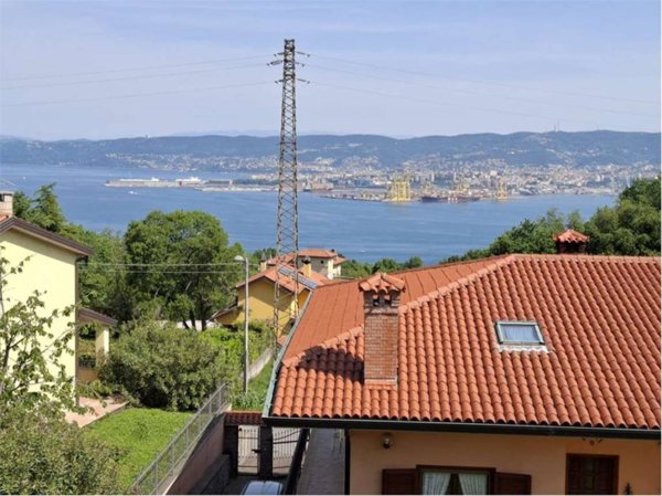 casa indipendente in vendita a Muggia