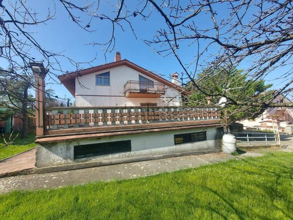 casa indipendente in vendita a Muggia