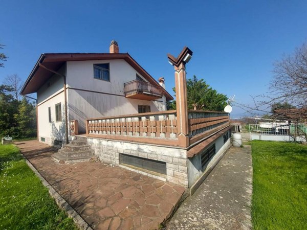 casa indipendente in vendita a Muggia
