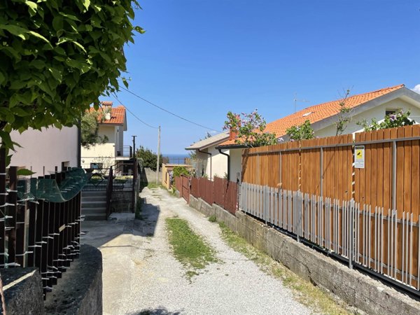 casa indipendente in vendita a Muggia