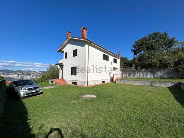 casa indipendente in vendita a Muggia