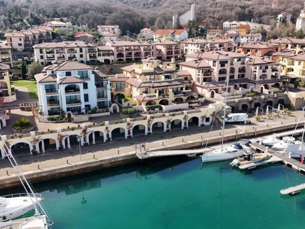 appartamento in vendita a Muggia