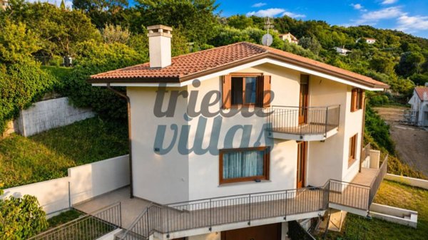 casa indipendente in vendita a Muggia